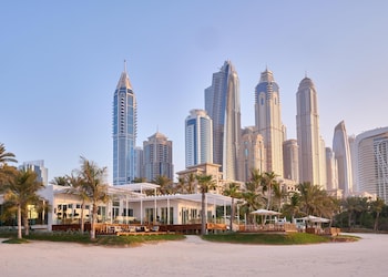 oneandonly royal mirage