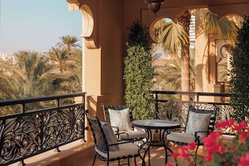 oneandonly royal mirage