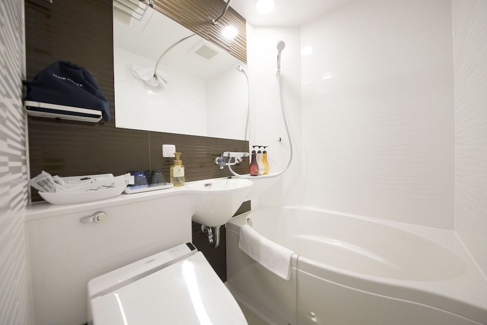 quintessa hotel tokyo ginza