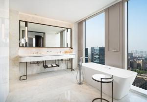 radisson blu hangzhou xintiandi