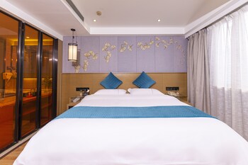 orange tree international apartment
