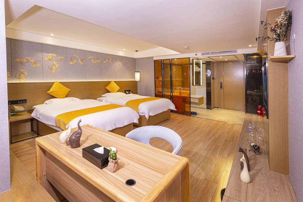 orange tree international apartment