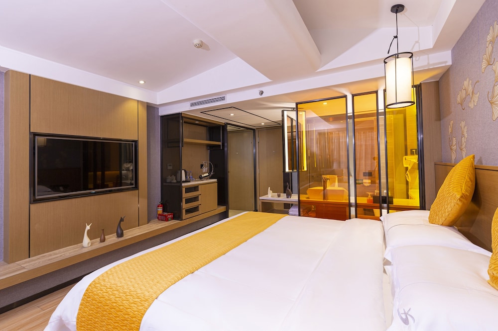 orange tree international apartment