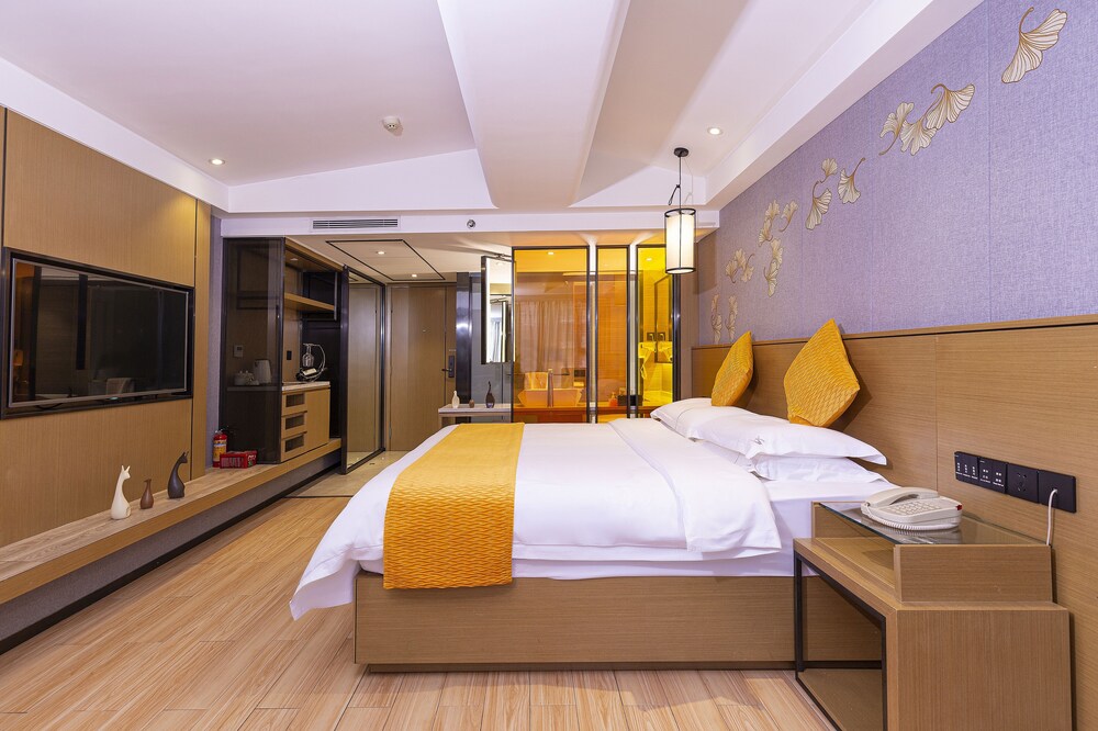 orange tree international apartment