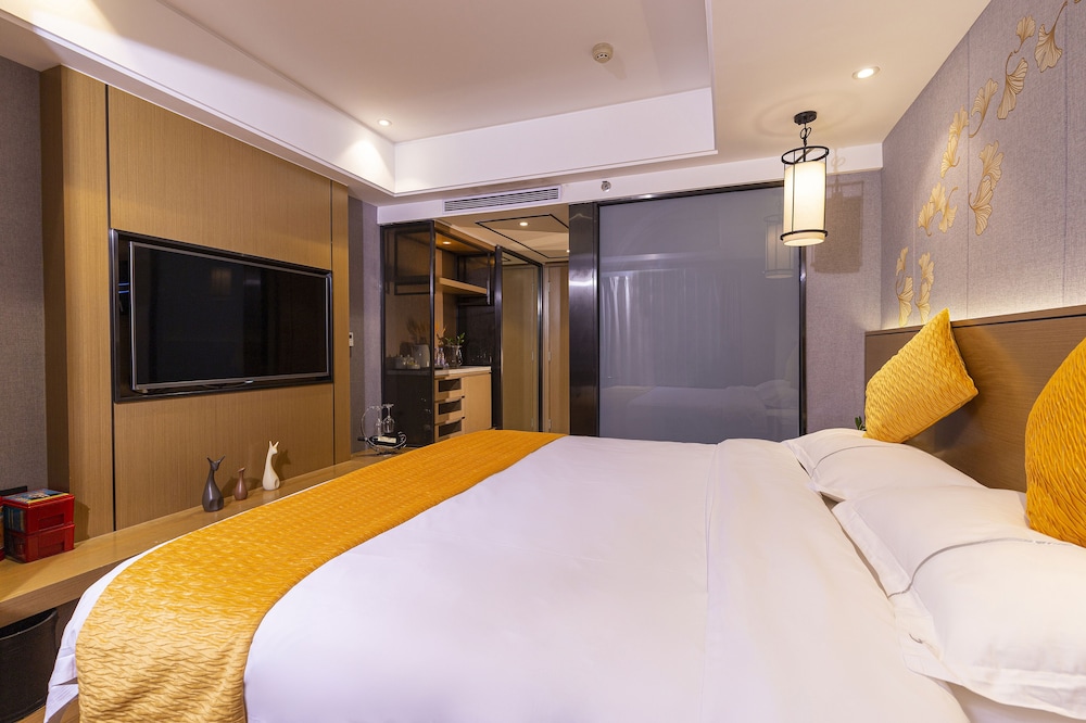 orange tree international apartment
