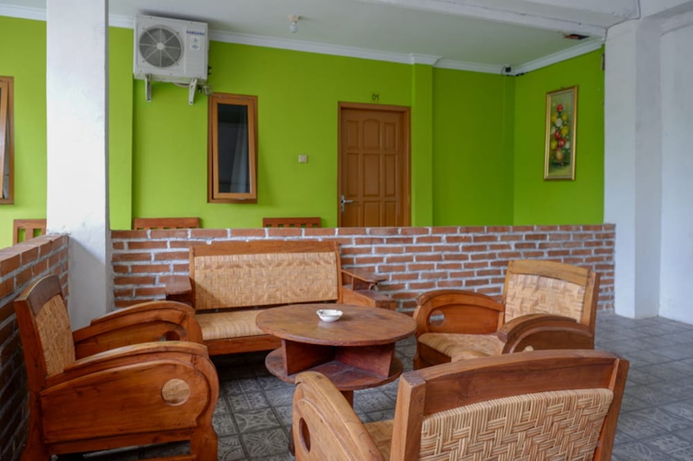 reddoorz jalan parangtritis