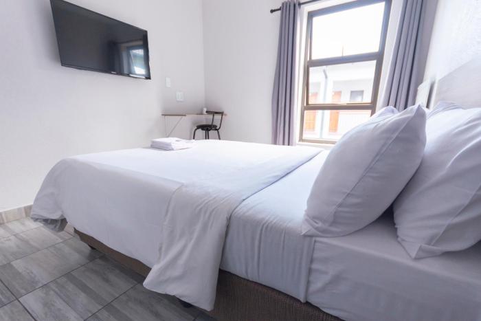 ecomotel kempton park