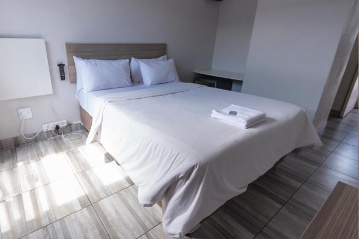 ecomotel kempton park