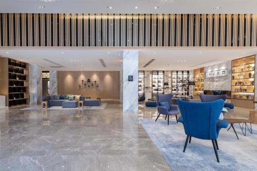 atour hotel mulan pishang building wuhan