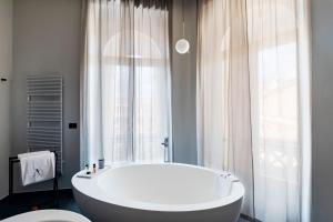 amadomus luxury suites