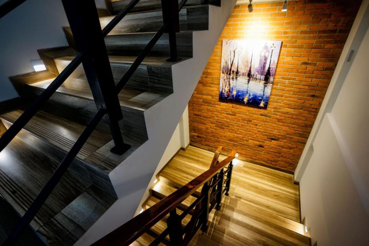 kaloka airport hotel