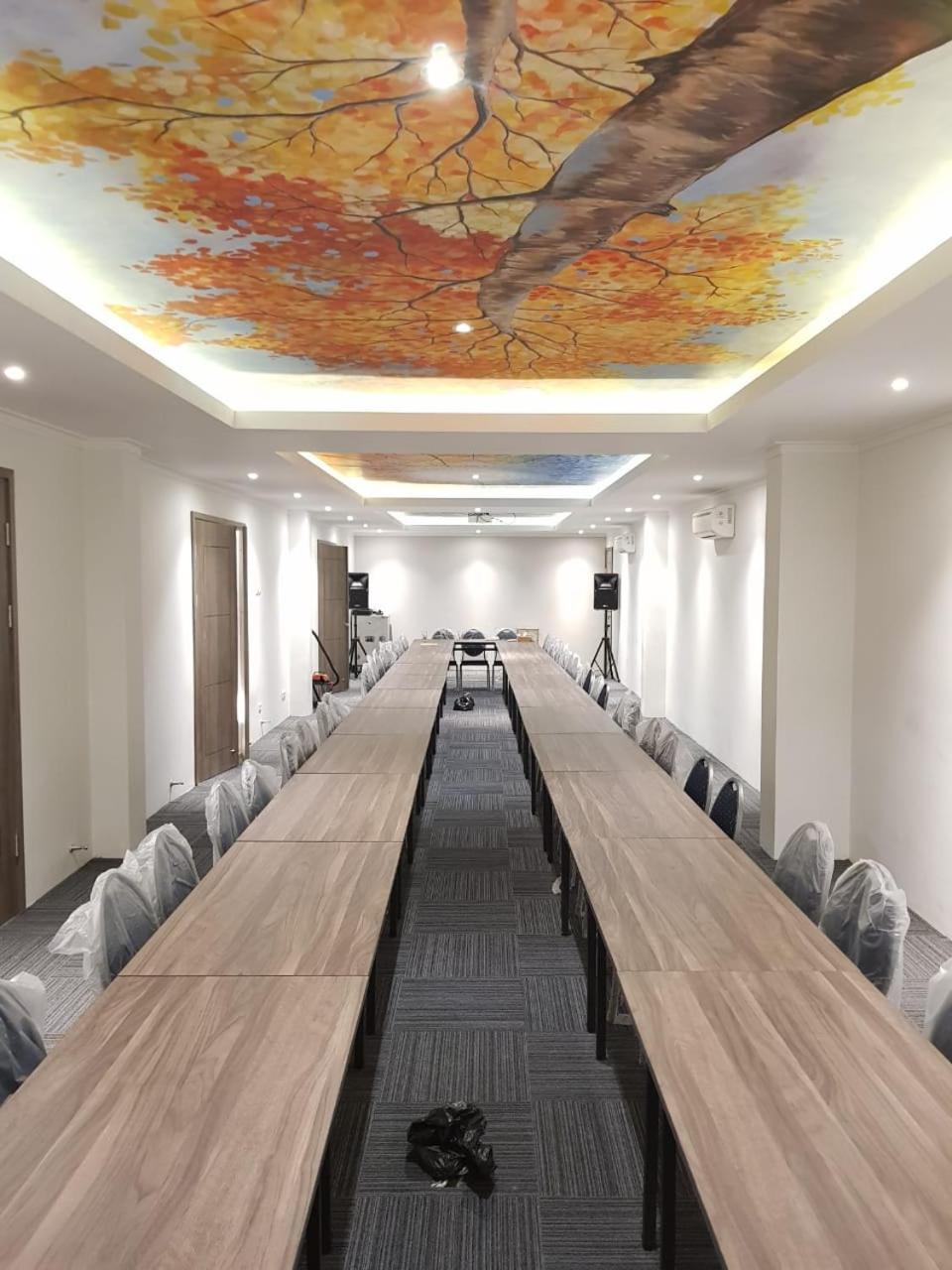 kaloka airport hotel