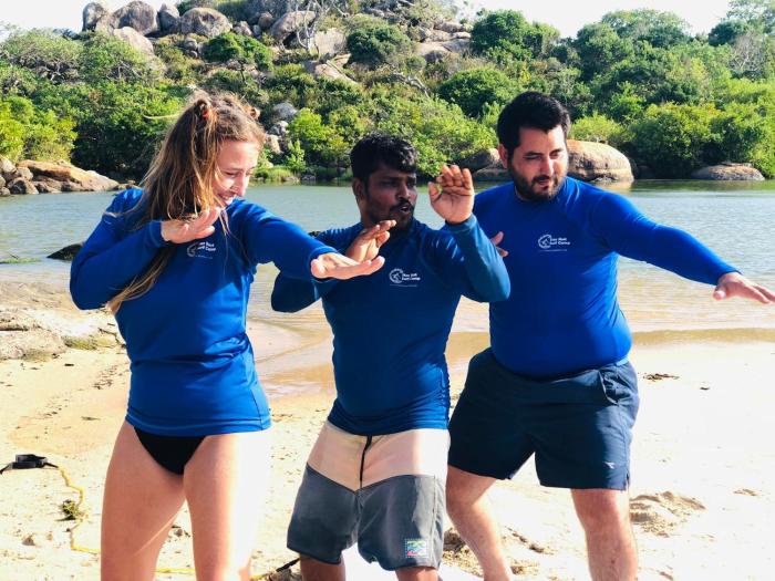 star rest beach hotel arugambay