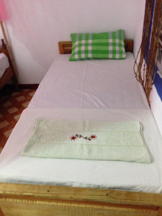 star rest beach hotel arugambay