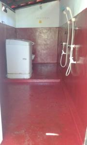 star rest beach hotel arugambay