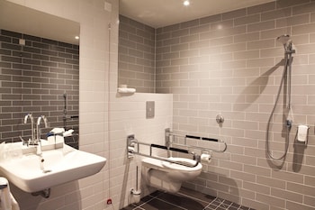 holiday inn express kaiserslautern an ihg hotel