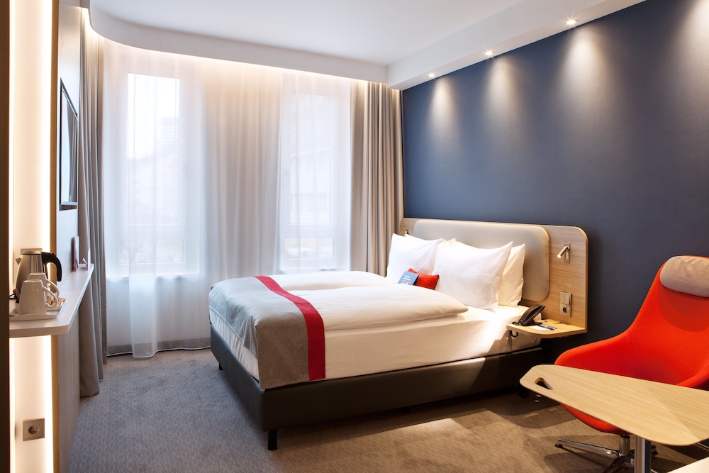 holiday inn express kaiserslautern an ihg hotel