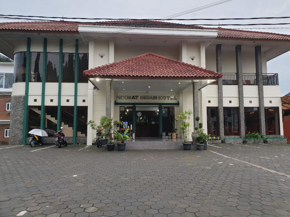 hotel hikmat indah lembang