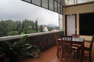 Hotel Hikmat Indah Lembang,Near Floating Market Lembang Bandung.,2 star
