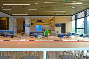 holiday inn express hangzhou binjiang an ihg hotel