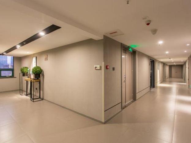 home inn linyi railway station branch