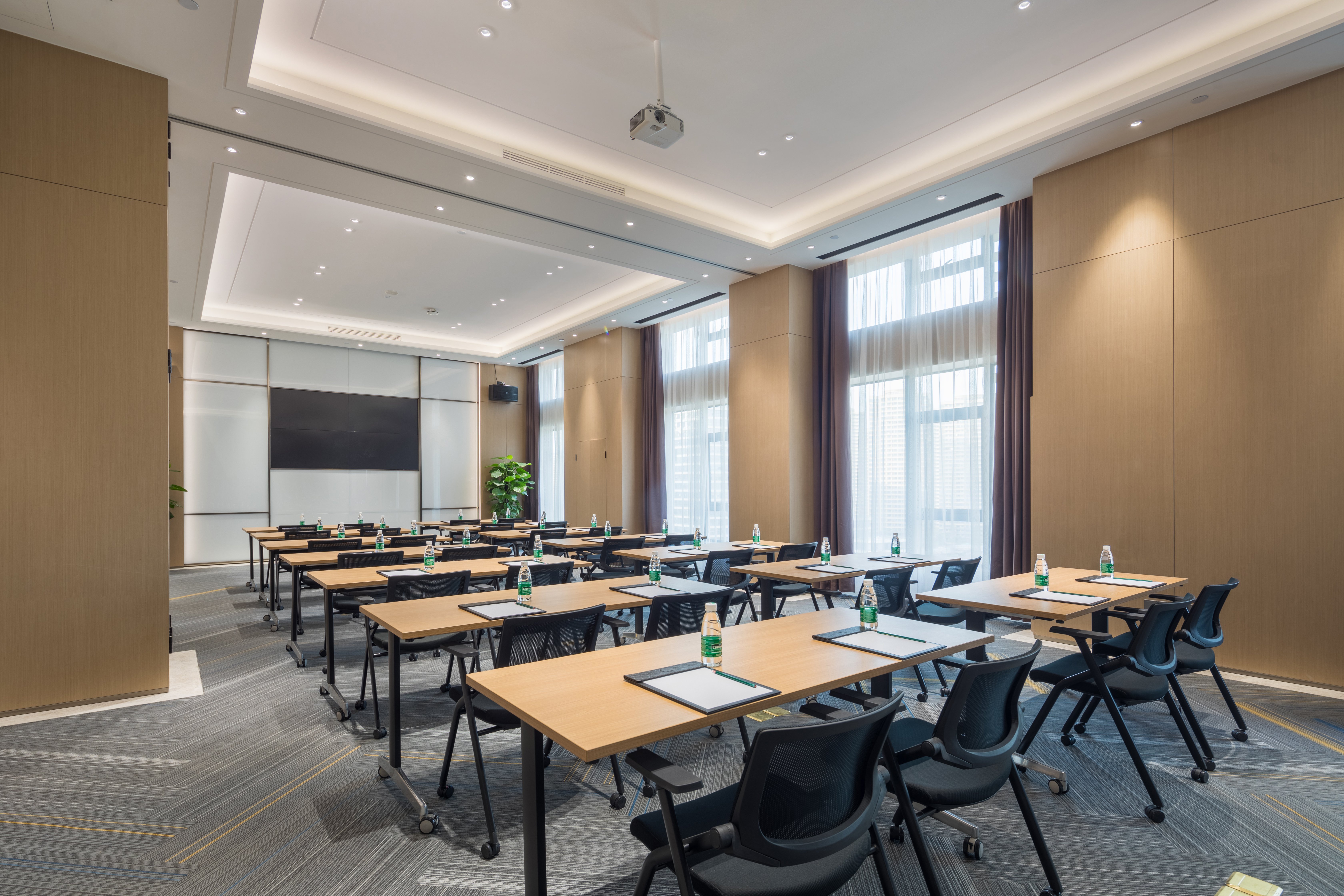 holiday inn express nanchang west station an ihg hotel