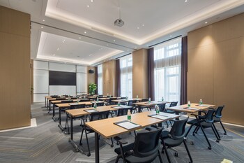 holiday inn express nanchang west station an ihg hotel