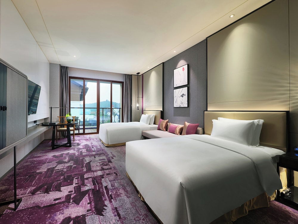 crowne plaza wuxi lake view an ihg hotel