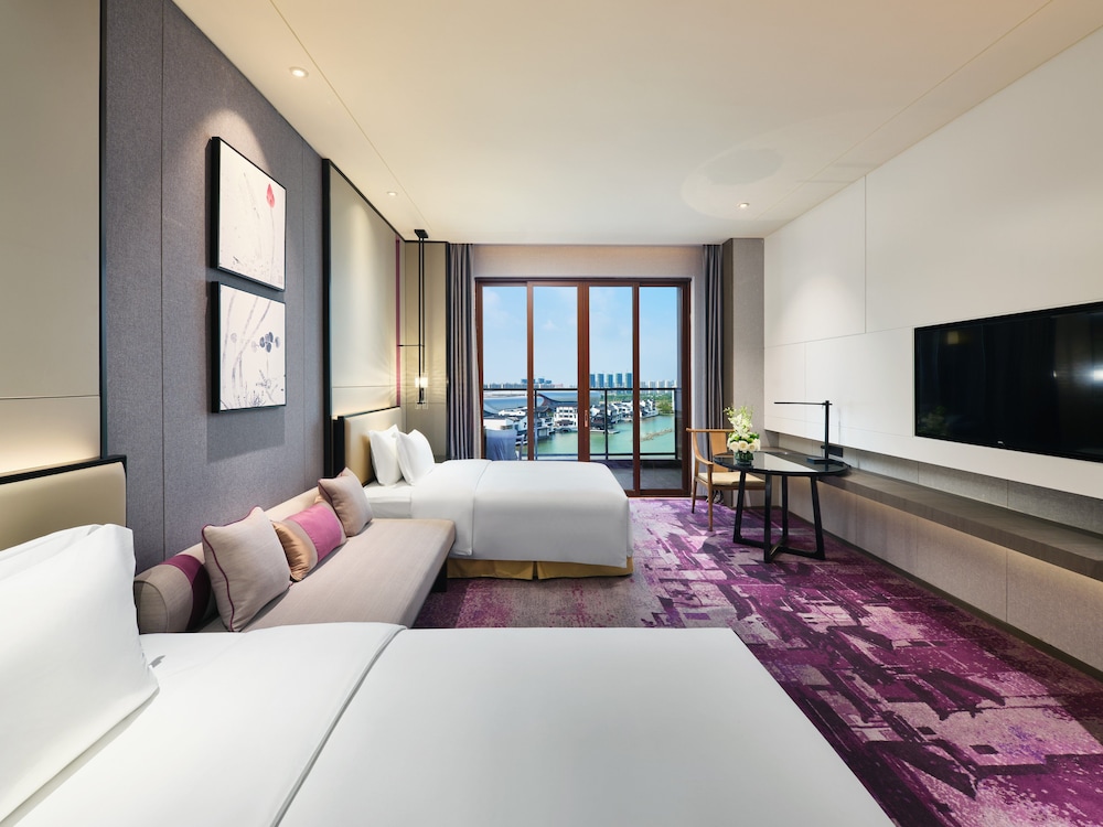 crowne plaza wuxi lake view an ihg hotel
