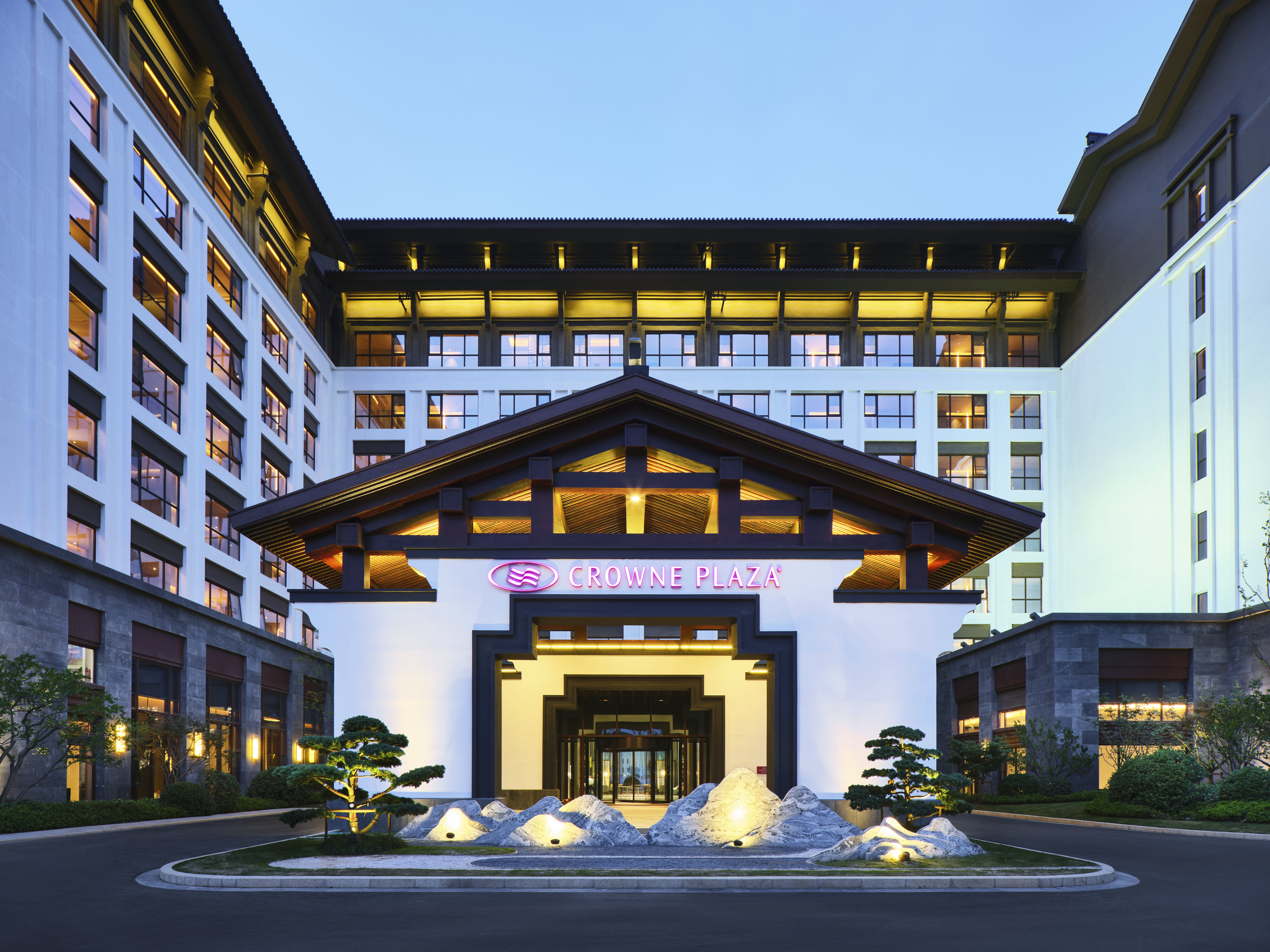 crowne plaza wuxi lake view an ihg hotel