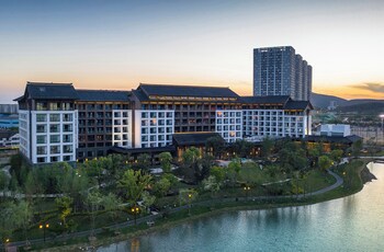 crowne plaza wuxi lake view an ihg hotel