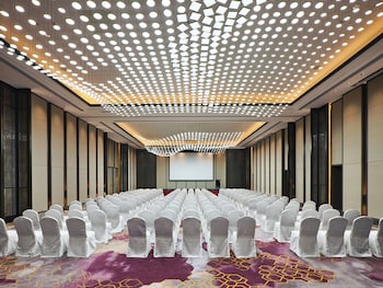 crowne plaza wuxi lake view an ihg hotel