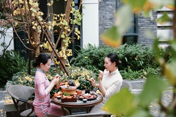 hotel indigo heilong lake an ihg hotel