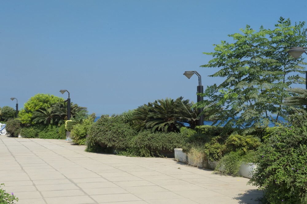 siwar center apartments