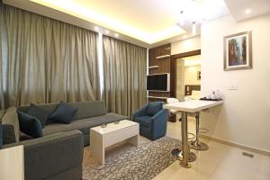 palm ville suites