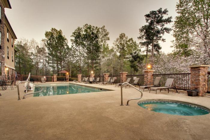 the lodge on lake oconee