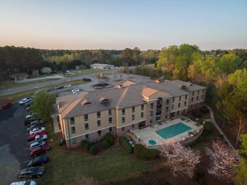 the lodge on lake oconee