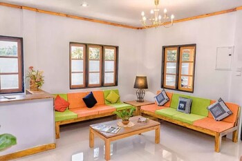 pinnawala backpack residencies