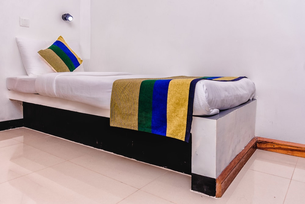 pinnawala backpack residencies