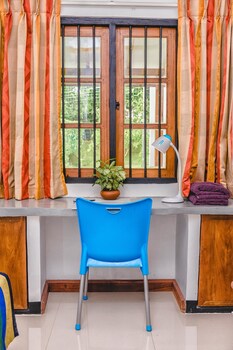 pinnawala backpack residencies