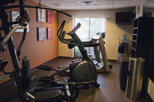 comfort suites edinboro