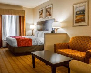 comfort suites edinboro