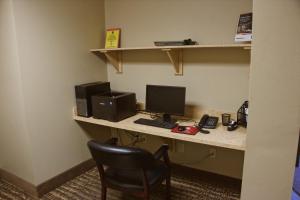comfort suites edinboro