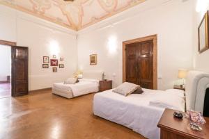 riva palace apartments