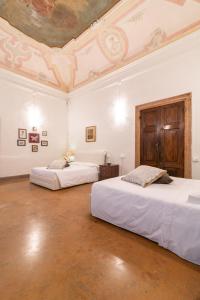 riva palace apartments