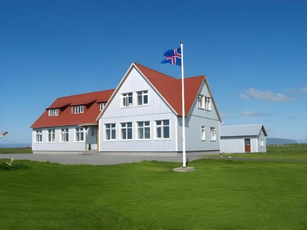 the old school house gaulverjaskoli