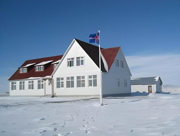 the old school house gaulverjaskoli