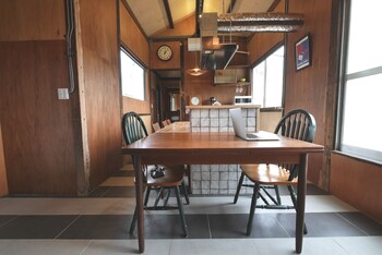 sumitsugu house east