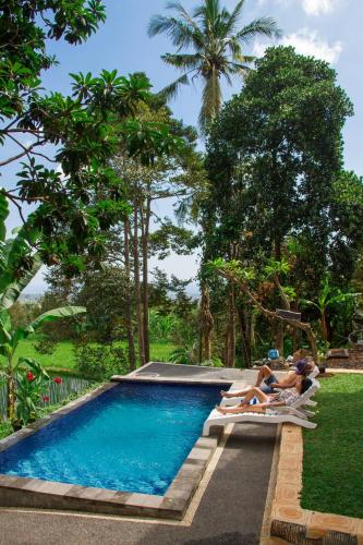 mandhasativa homestay