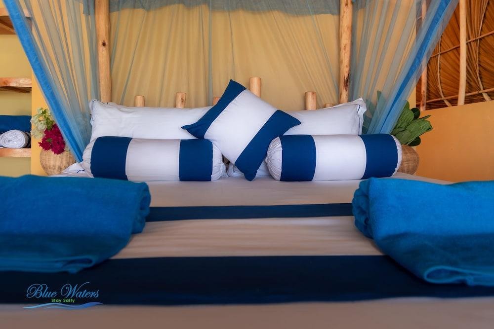 blue waters arugambay